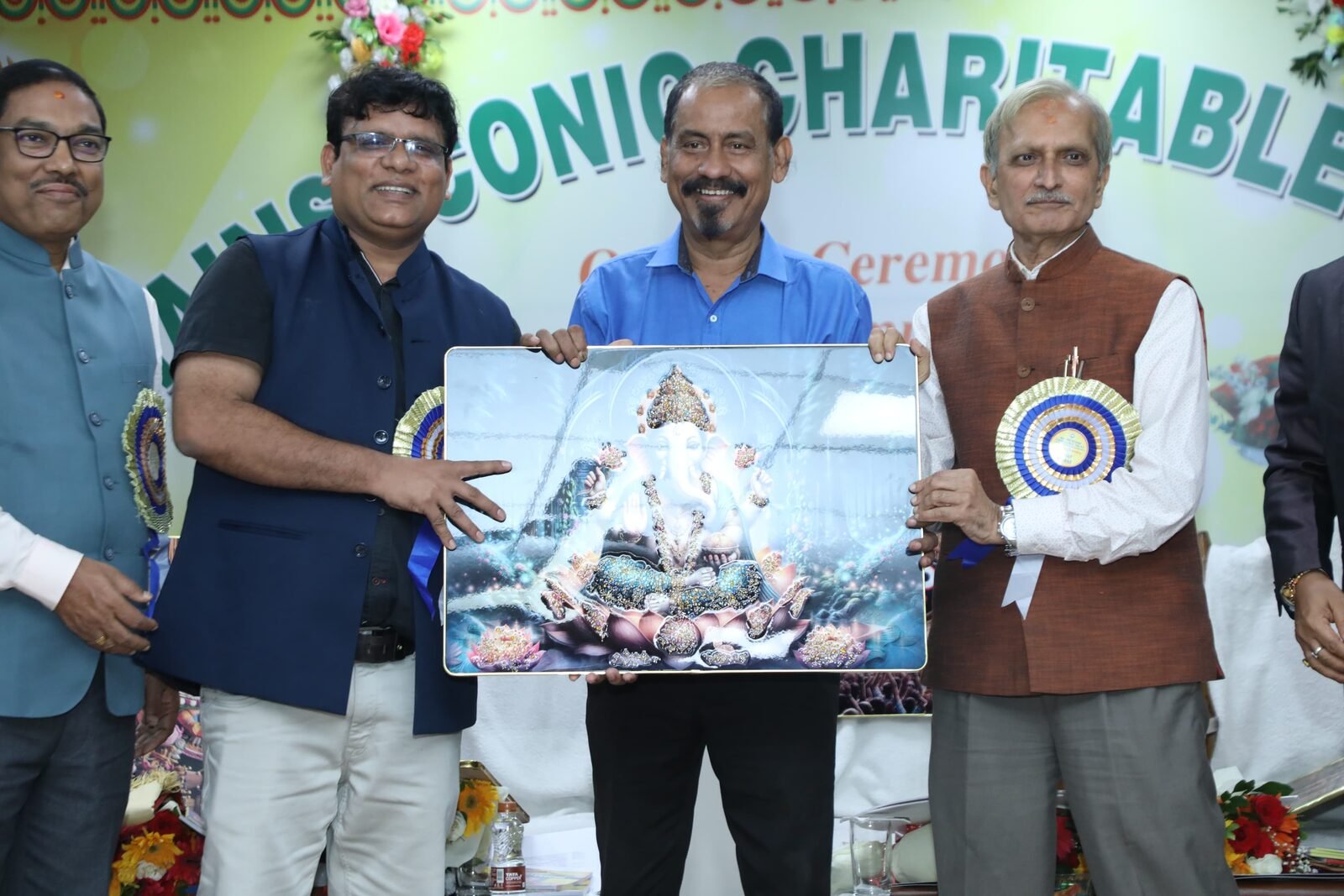 Brains Iconic Charitable Trust representatives and dignitaries at the Trust's programme in Bhubaneswar.